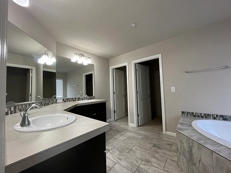 7323 N 93rd Ave — Photo 13