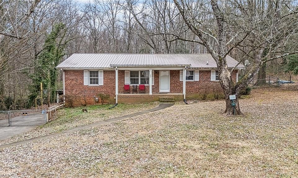 1st image of 204 Hamilton Rd