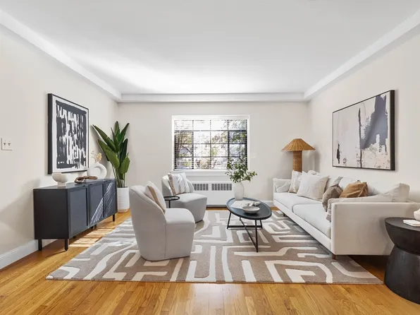 40 Stetson St APT 7, Brookline, MA 02446