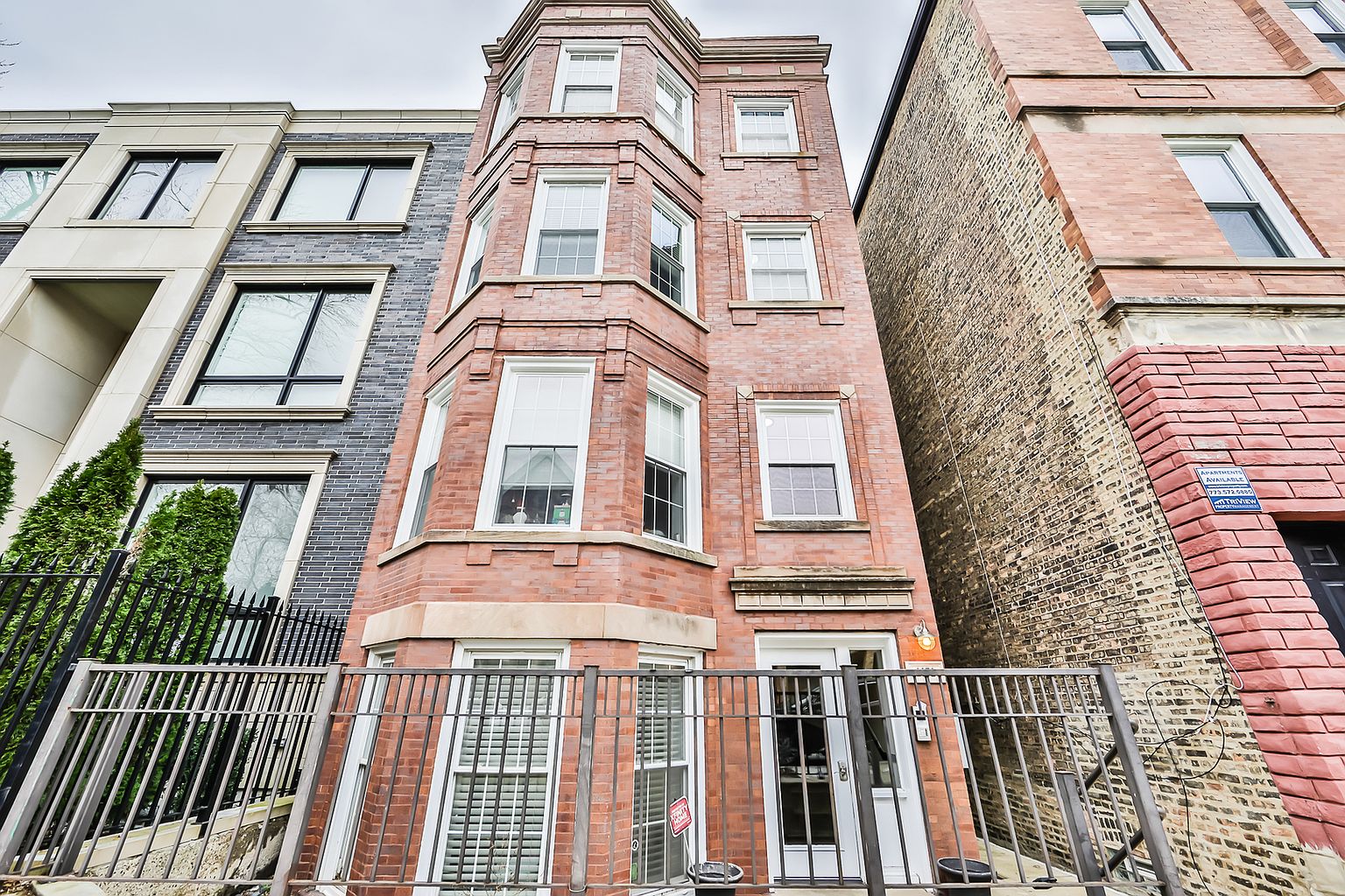 2072 N Leavitt St Chicago, IL, 60647 - Apartments for Rent | Zillow