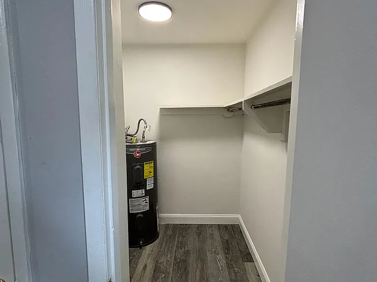 2915 Pleasant Ave — Photo 8