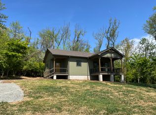 9608 Old Turnpike Rd, Afton, VA 22920