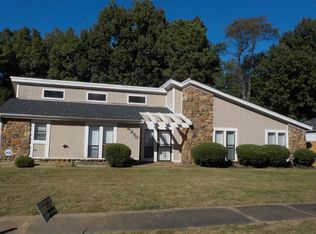 6250 Ridge Manor Dr, Memphis, TN 38115