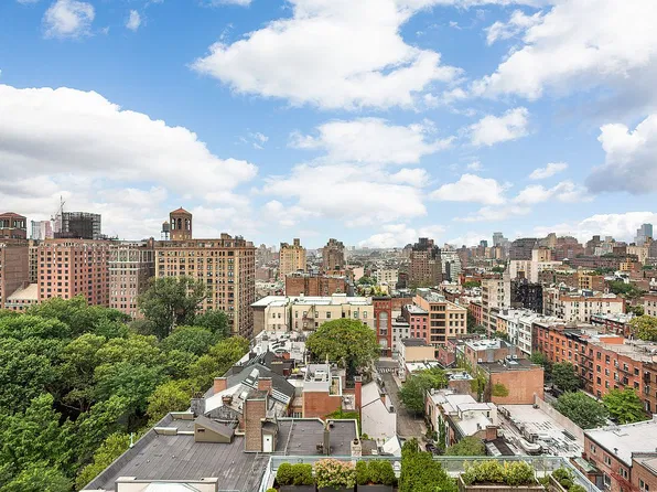 2 5th Ave APT 17R, New York, NY 10011