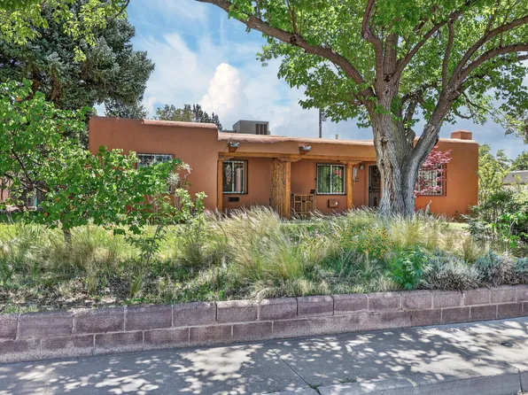 600 Valencia Dr NE, Albuquerque, NM 87108