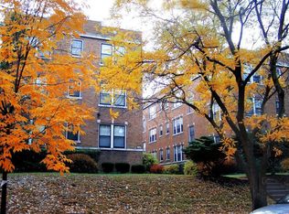 6652 Washington Ave, Saint Louis, MO 63130