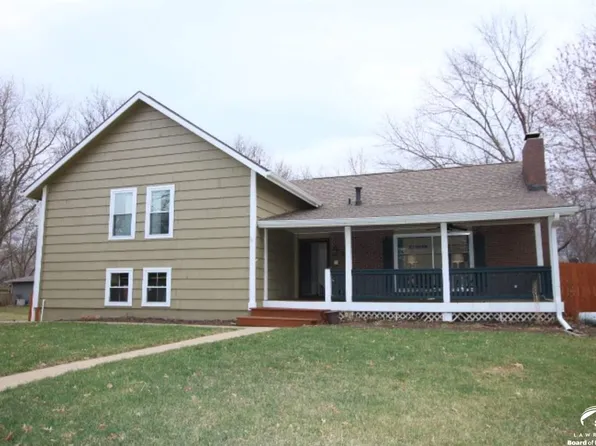 3103 Trail Rd, Lawrence, KS 66049