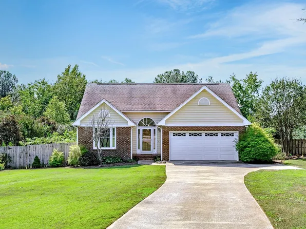 8216 Charlbert Ct, Apex, NC 27539