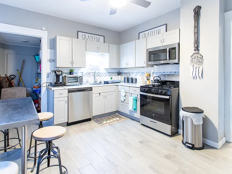10605 Ashbury Ave — Photo 11