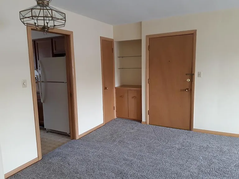10232 W North Ave — Photo 10