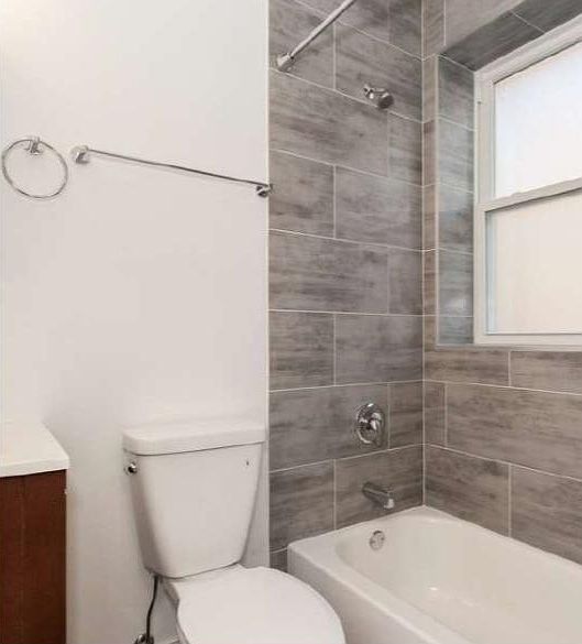 2nd image of 4908 W Cuyler Ave #1