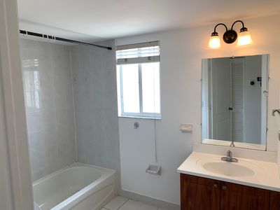 1453 SW 3rd St APT 304, Miami, FL, 33135