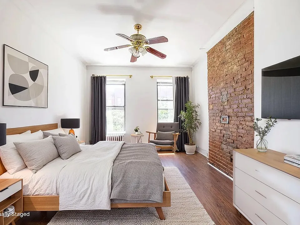 932 Columbus Ave #4S