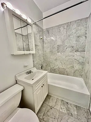 Rented by City Connections Realty | media 4