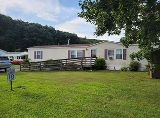 143 West St, Hatfield, MA 01038