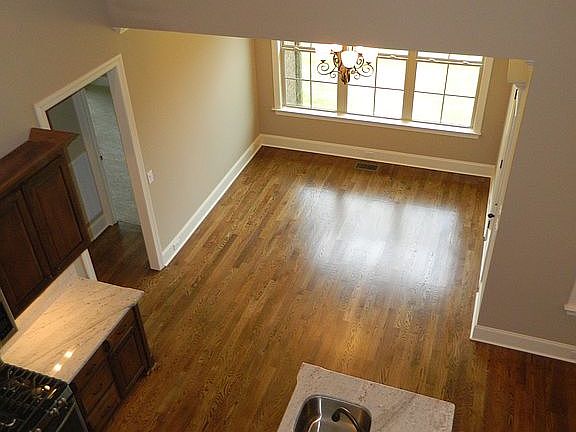 5th image of 1062 Stonehollow Way