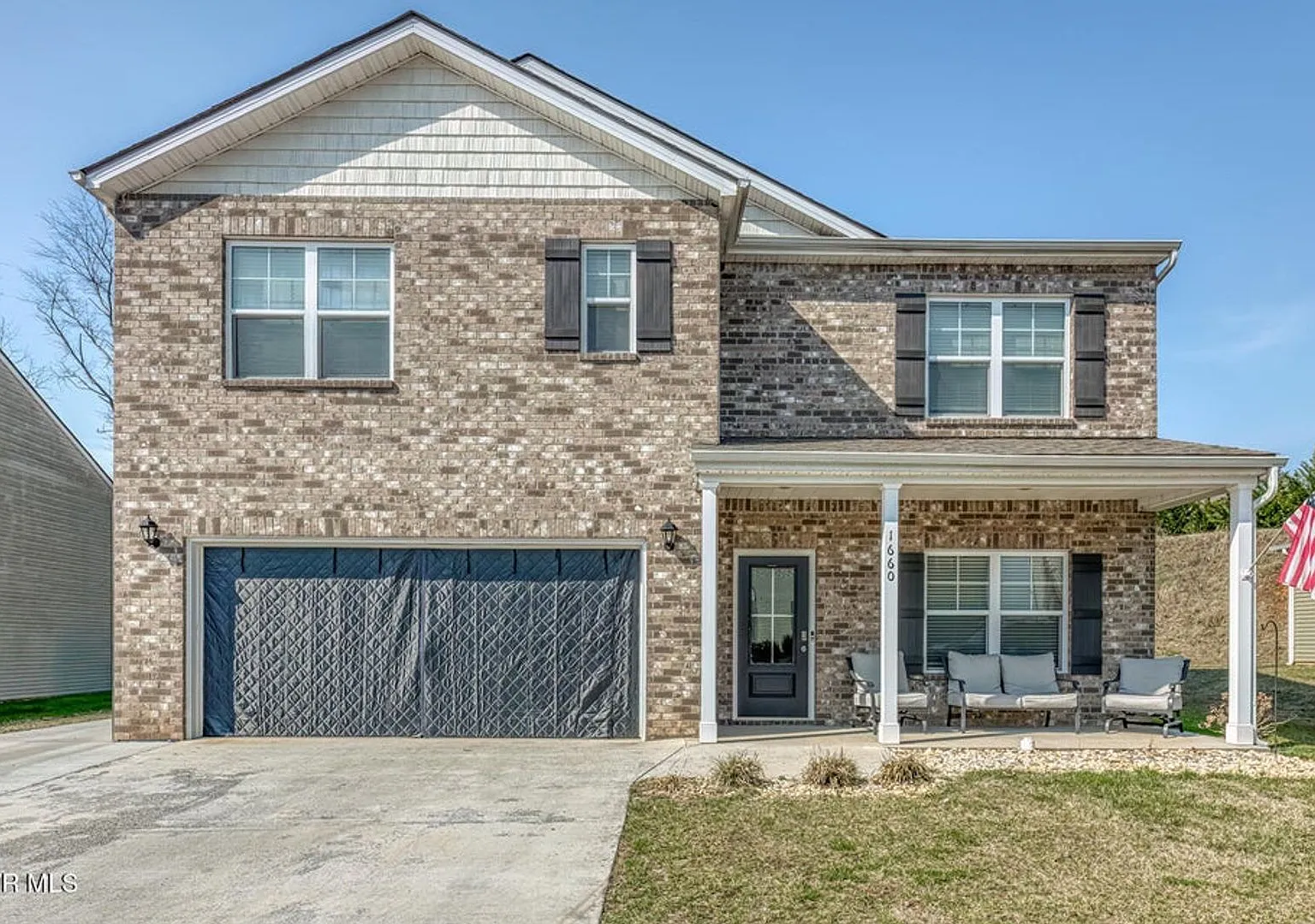 Beautiful Newer Construction — Photo 1