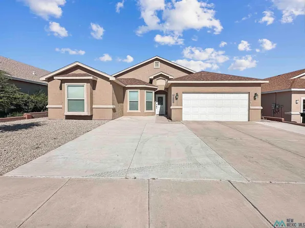 1828 Amber Dr, Carlsbad, NM 88220