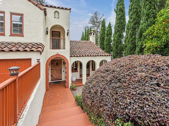 4th image of 5765 Colton Blvd