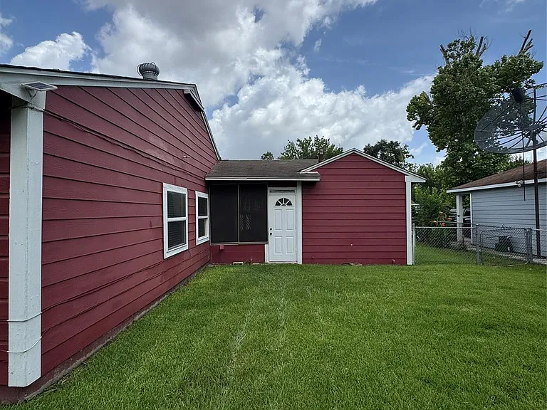 6629 Corbin St — Photo 19