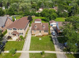 457 S Oak St, Itasca, IL 60143