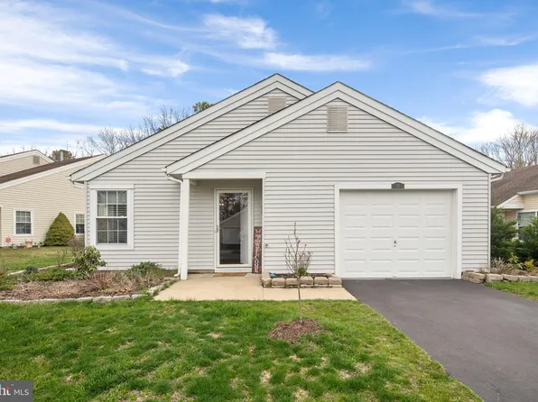 16 Sequoia Ct, Barnegat, NJ 08005