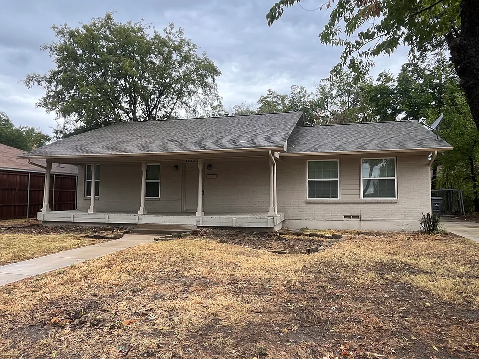 12223 Bellafonte Dr