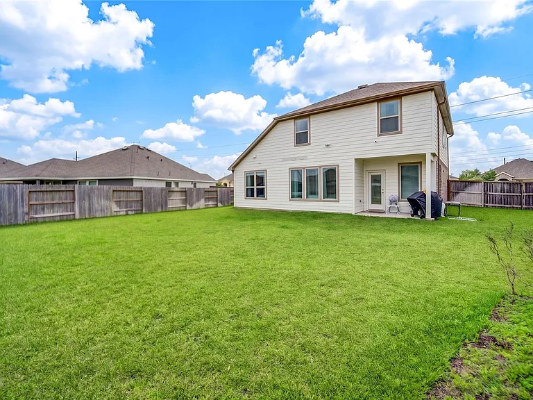 26627 Ledgemont Dr — Photo 30