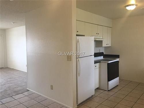 2nd image of 1836 Goldfield St APT 4