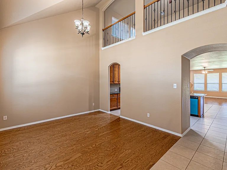 419 Fairland Dr — Photo 13