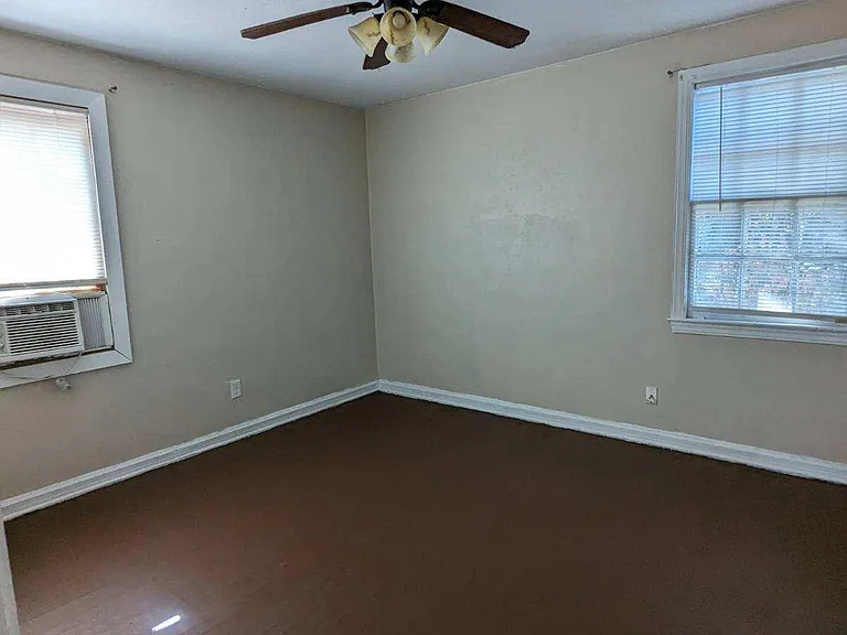1040 Harbison Dr — Photo 7