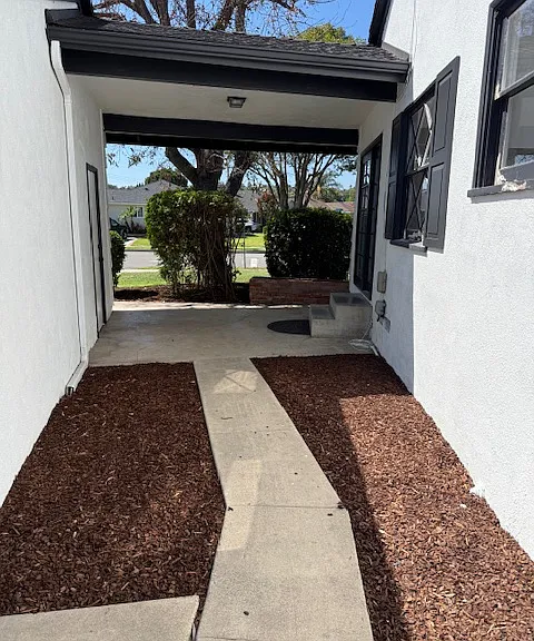 1424 Riverside Dr — Photo 49