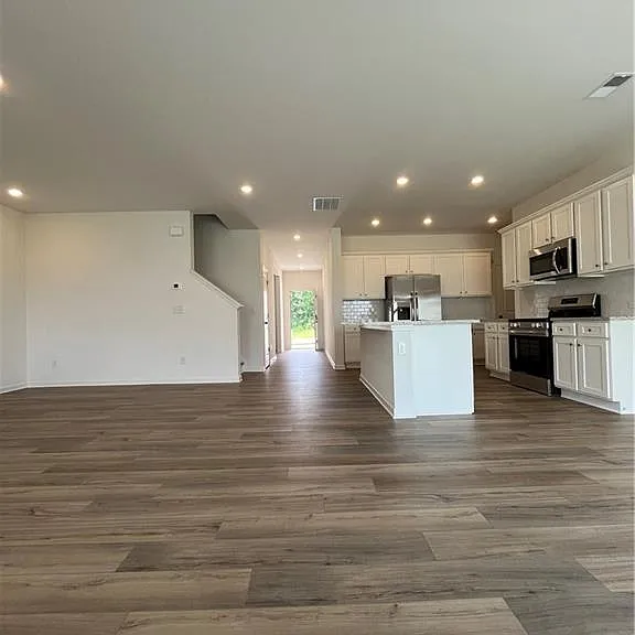 543 Madison Lakeview Dr — Photo 7