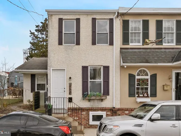 453 Parker Ave, Philadelphia, PA 19128