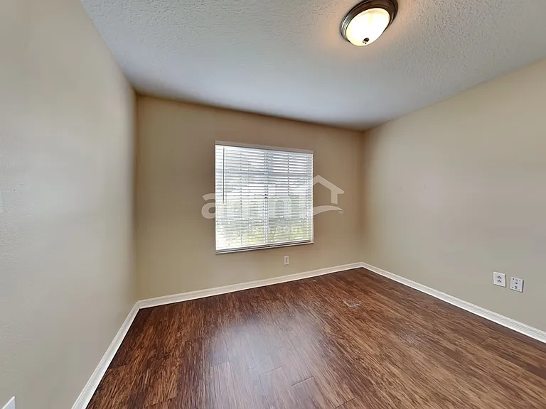 30846 Midtown Ct — Photo 13