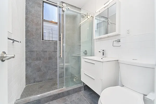 Rented by The Agency | media 11