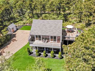 15 Deacon Vincent Way, Edgartown, MA 02539