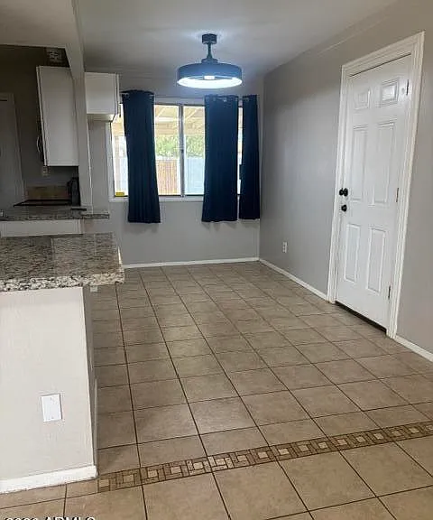 4212 W Vista Ave — Photo 8
