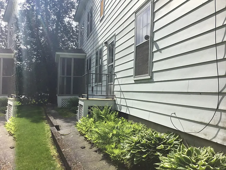 68 Ascutney St — Photo 13
