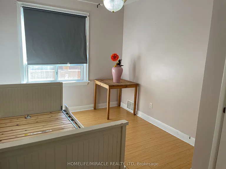 45 Martorino Dr #MAIN FLOOR — Photo 10