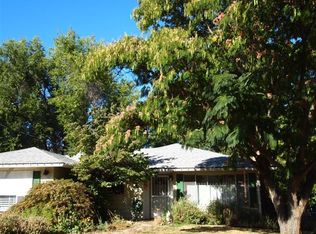 833 Glendale Ave, Ashland, OR 97520