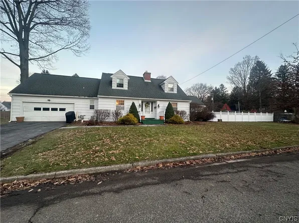 9 Forrest Ave, Cortland, NY 13045