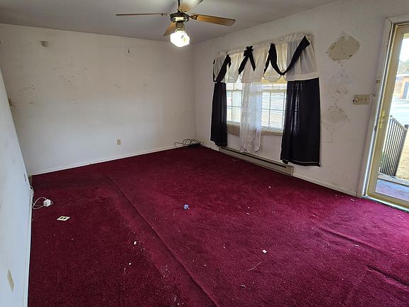 4th image of 407 Delaware Avenue