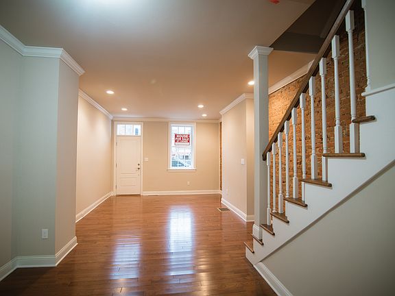 Living/Dining room area