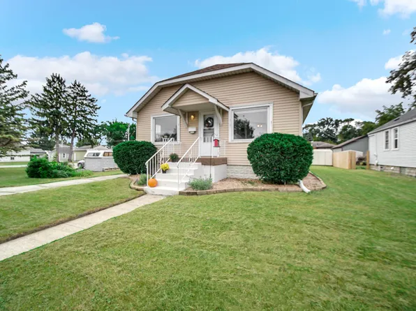 3446 Highway Ave, Highland, IN 46322