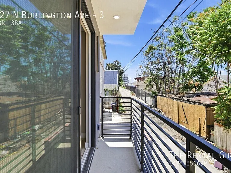 227 N Burlington Ave #3 — Photo 18