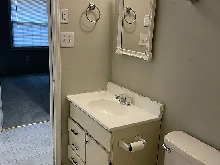 203 Barnhill St — Photo 10