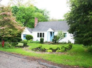 12 Pinewood Ave, Natick, MA 01760