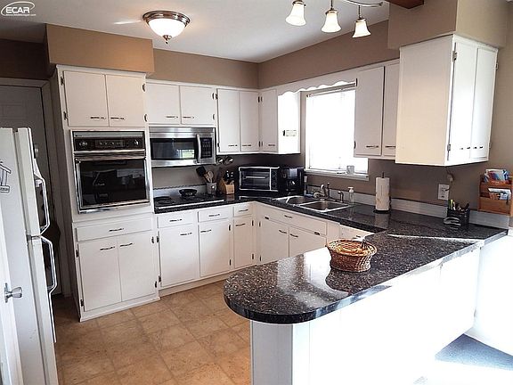4th image of 4459 Ashlawn Dr