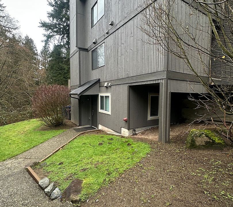 1st image of 12722 51st Ave NE APT 6